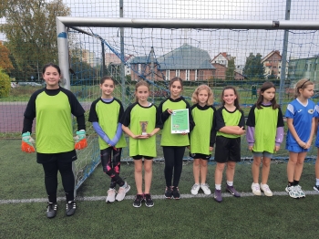 piłka nożna 1 mce miasto dziewczyny 2025