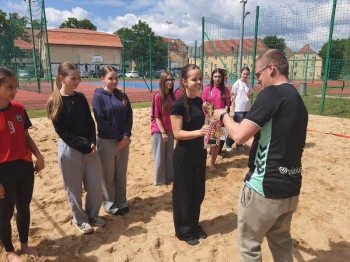 zdjęcie 3 siatkówka plażowa.jpeg