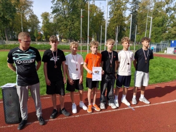 Drużyna chłopców VII-VIII Powiat przełaje 2026.jpeg
