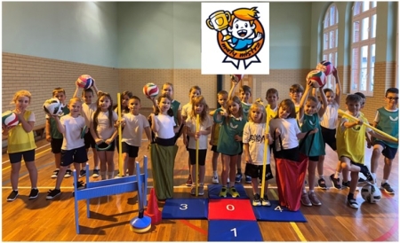 NOWY SPRZĘT SPORTOWY DLA „MAŁYCH MISTRZÓW” 