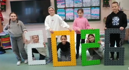 Programujemy z Ozobotami i klockami KORBO