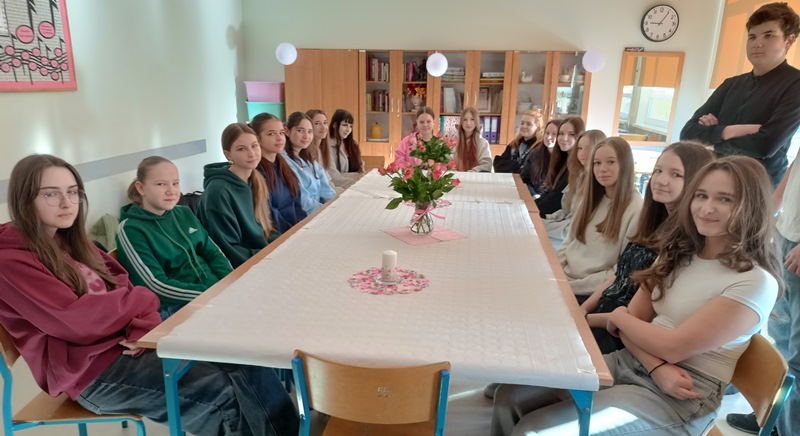 Dzień Kobiet w klasie 8a